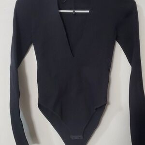 Black Long Sleeve V-Neck Snap Bodysuit